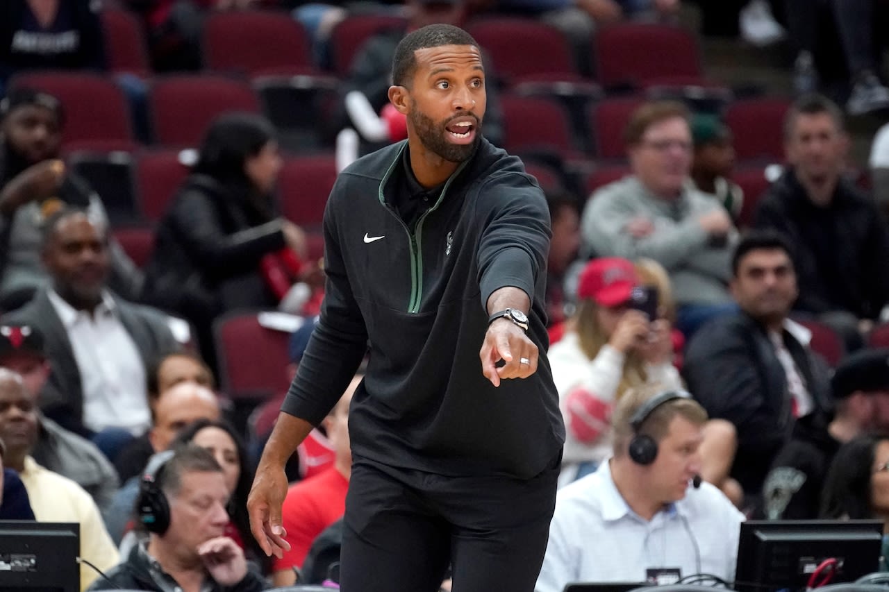Celtics lose 2 more assistant coaches to Hornets