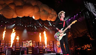 Green Day setlist: Every song they sang on the Saviors Tour in Phoenix