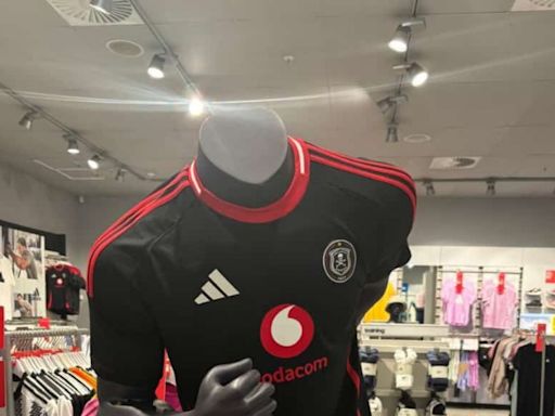 BREAKING: Orlando Pirates confirm new kit!