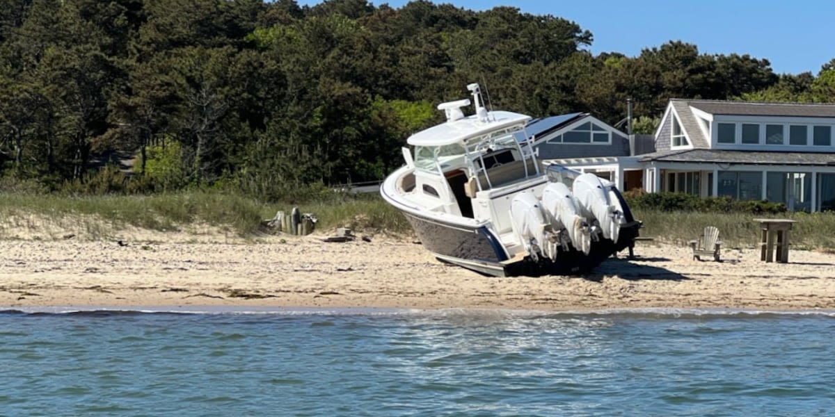 Drunk man runs 40-foot boat aground on Martha’s Vineyard