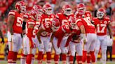 Here’s how Chiefs ‘choir huddle’ tribute to Len Dawson came to be