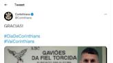 Corinthians cargó a Boca y a Darío Benedetto y un hincha rompió un billete de… 1000 pesos