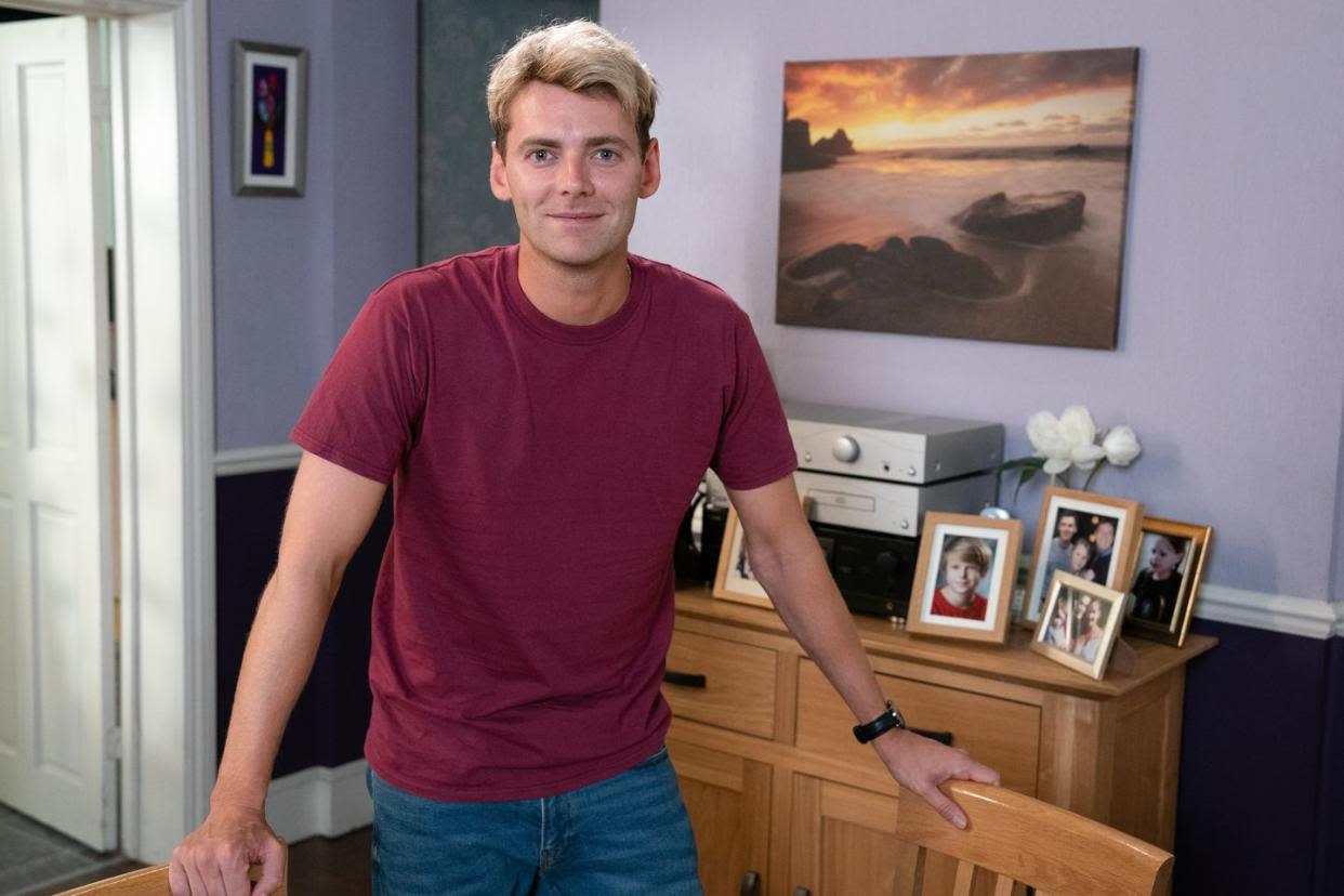 EastEnders Actor Thomas Law Wows Fans With THIS Amazing Talent