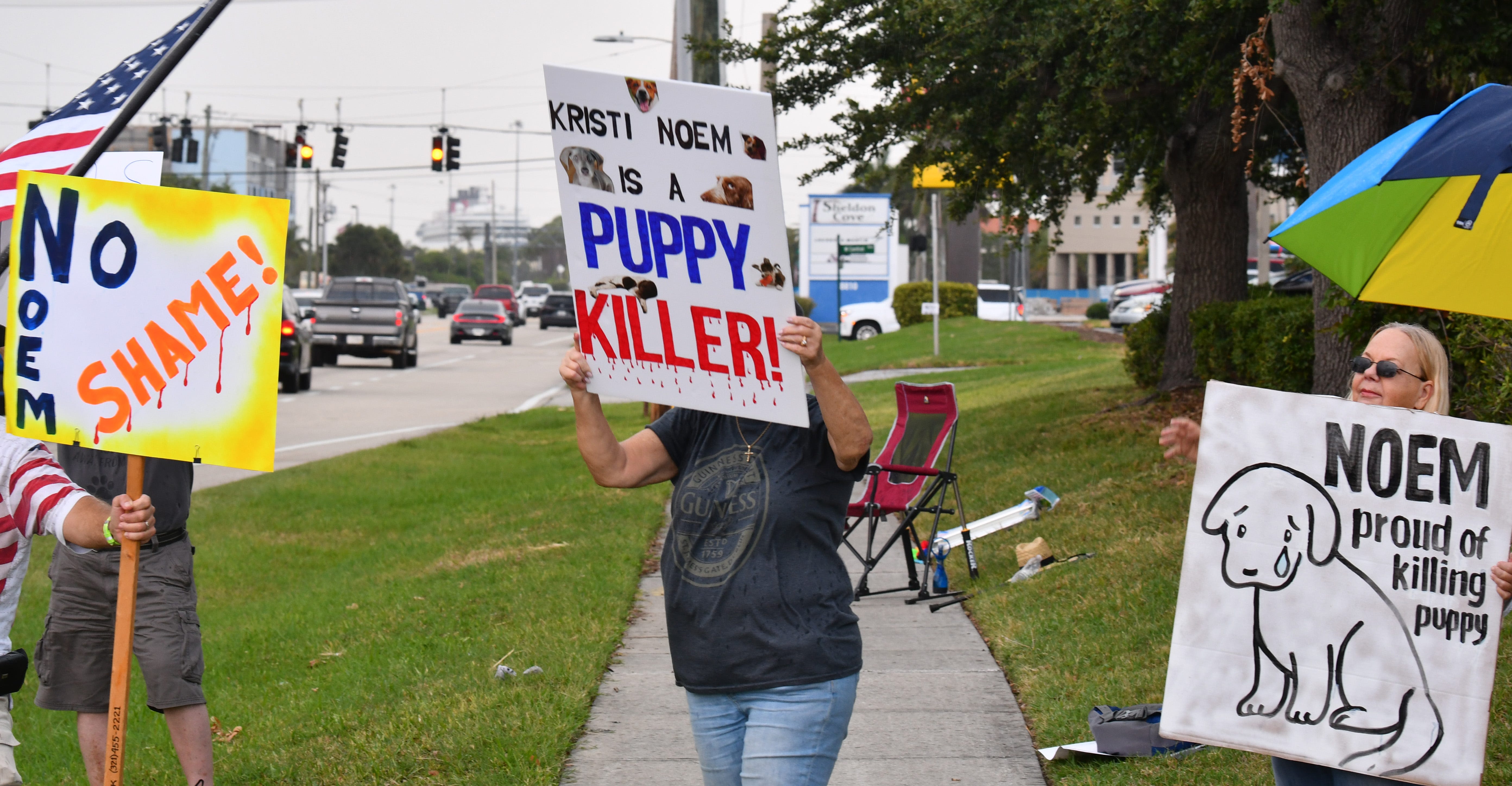 Gov. Kristi Noem draws crowds, protesters to Florida event amid backlash over dog killing