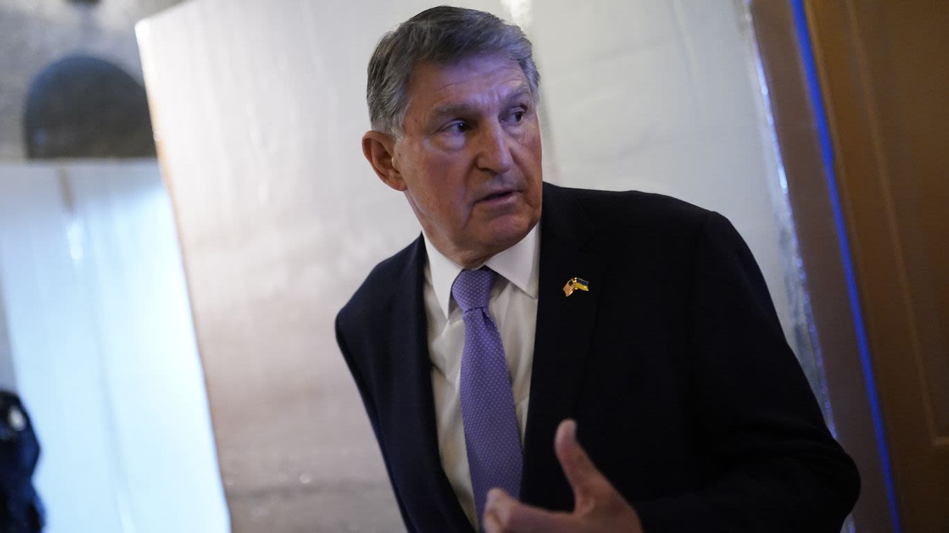 Manchin plays coy on potential West Virginia governor bid