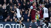 Red-hot Fulham smash West Ham 5-0