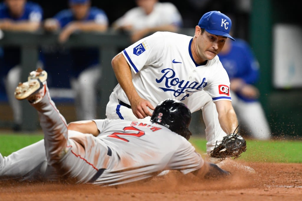 Kenley Jansen delivers four-out save as Red Sox beat Royals for huge series win