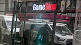 GameStop Shares Retreat on Declining Revenue, Stock Sale