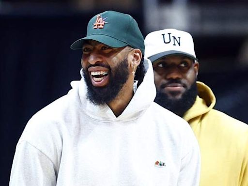 Lakers’ LeBron James, Anthony Davis Turn Heads With Rumored Trade Target