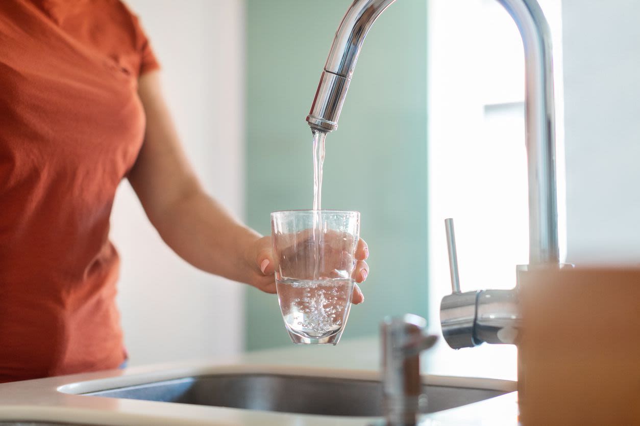 5 Ways Drinking Water May Help You Lose Weight