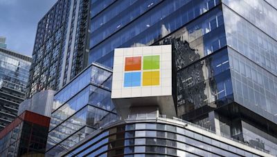 Is Microsoft Stock A Buy As Software Giant Promotes AI Advances?