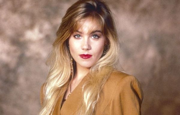 Christina Applegate reveals she had anorexia on “Married With Children”, wanted 'bones to be sticking out'