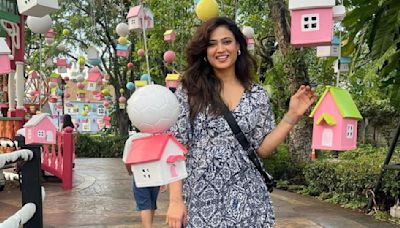 Shweta Tiwari glows in dreamy summer getaway photos, mesmerizing fans