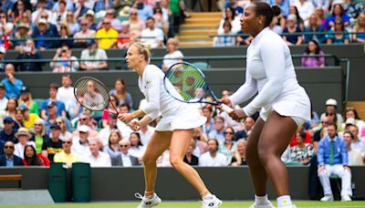 Siniakova, Townsend in women's doubles final