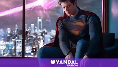 Un colaborador de Zack Snyder critica duramente el traje del Superman de James Gunn: '¿Quién pensó que era la mejor opción?'