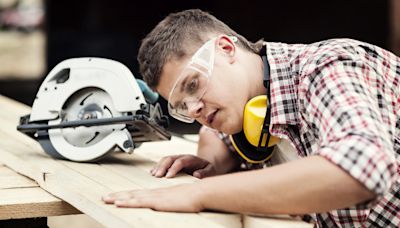 The Best-Paying American Cities for Carpenters | Fox 11 Tri Cities Fox 41 Yakima