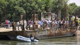 10 killed in Egypt as minibus plunges off ferry into Nile
