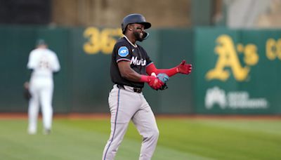 WATCH: Vidál BrujWATCH: Vidál Bruján Hits First Marlins Homer to Stake Miami to Lead Over Phillyán Hits First Marlins...