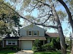 180 Country Village Ln, East Islip NY 11730