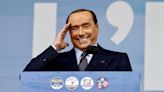 Saúde do ex-premiê italiano Berlusconi tem melhora após três semanas no hospital