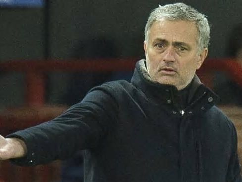 “Mourinho me echó del vestuario en mi cumpleaños; estuve entrenando solo durante tres meses”