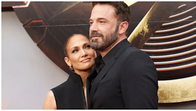 Jennifer Lopez ‘Begged’ Ben Affleck Not to Divorce Her: Report