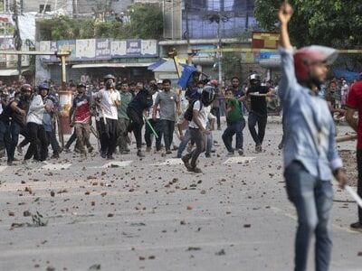 Bangladesh quota protesters announce nationwide shutdown on Jun 18