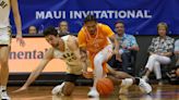 Tennessee basketball live score updates vs. Kansas: Vols face Jayhawks in Maui Invitational