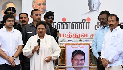 Hand over case to CBI if State govt. has no hand in murder of Armstrong: BSP chief Mayawati