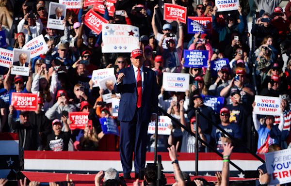 'Gloves are off': Trump attacks Biden, sweeping criminal charges at raucous New Jersey rally