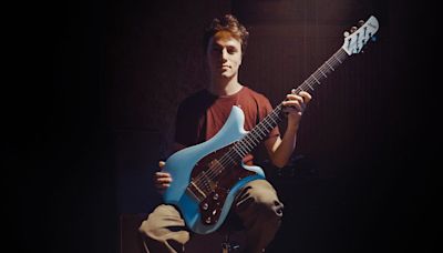 Matteo Mancuso pays tribute to Paul Gilbert on new song Paul Position
