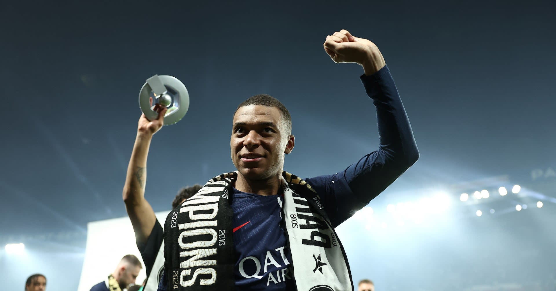 Departing Mbappe backs good friend Dembele to become Ligue 1's best