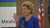 Stabenow rolls out free summer meal expansion for Michigan kids