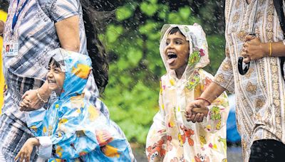 Heavy rain makes a comeback in Mumbai; traffic disrupted