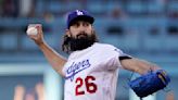 Gonsolin goes to 11-0, Dodgers get 4 HRs to beat Cubs 5-3