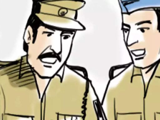 Girl employed in Coimbatore shop runs away with owner’s son, traced to Srinagar | Coimbatore News - Times of India