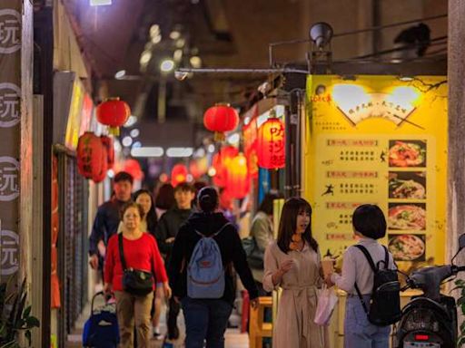 不輸樂華、湳雅！新北「黑馬夜市」被推爆 網讚：美食水準高 - 生活