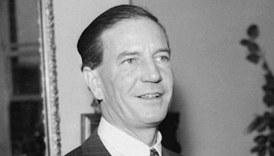 Kim Philby: British Library wanted to buy personal archive of notorious KGB double agent