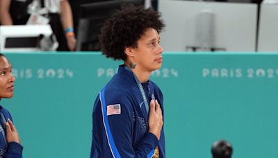 Brittney Griner’s tears during national anthem show how much this Olympic gold medal means