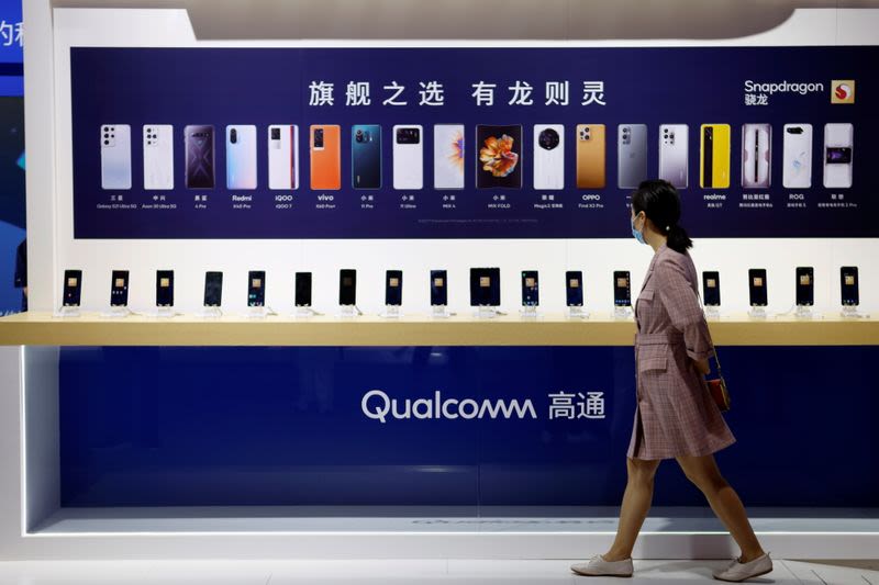 Qualcomm shares cut at HSBC on 'lack of catalysts' By Investing.com