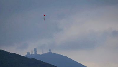 上水現巨形紅氣球 網民疑是探測摩羯 天文台話⋯⋯