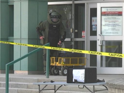 Bomb unit removes 'volatile substance' from Winnipeg hospital research centre