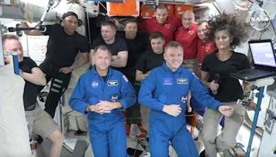 Stuck NASA Astronauts, Williams And Wilmore, Welcome SpaceX Capsule | WATCH