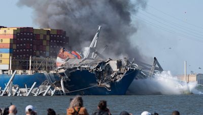 El video del momento cuando derriban con explosivos el puente colapsado de Baltimore tras choque con embarcación - El Diario NY