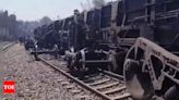 4 coaches of goods train derail near Maharashtra's Boisar railway station | Mumbai News - Times of India