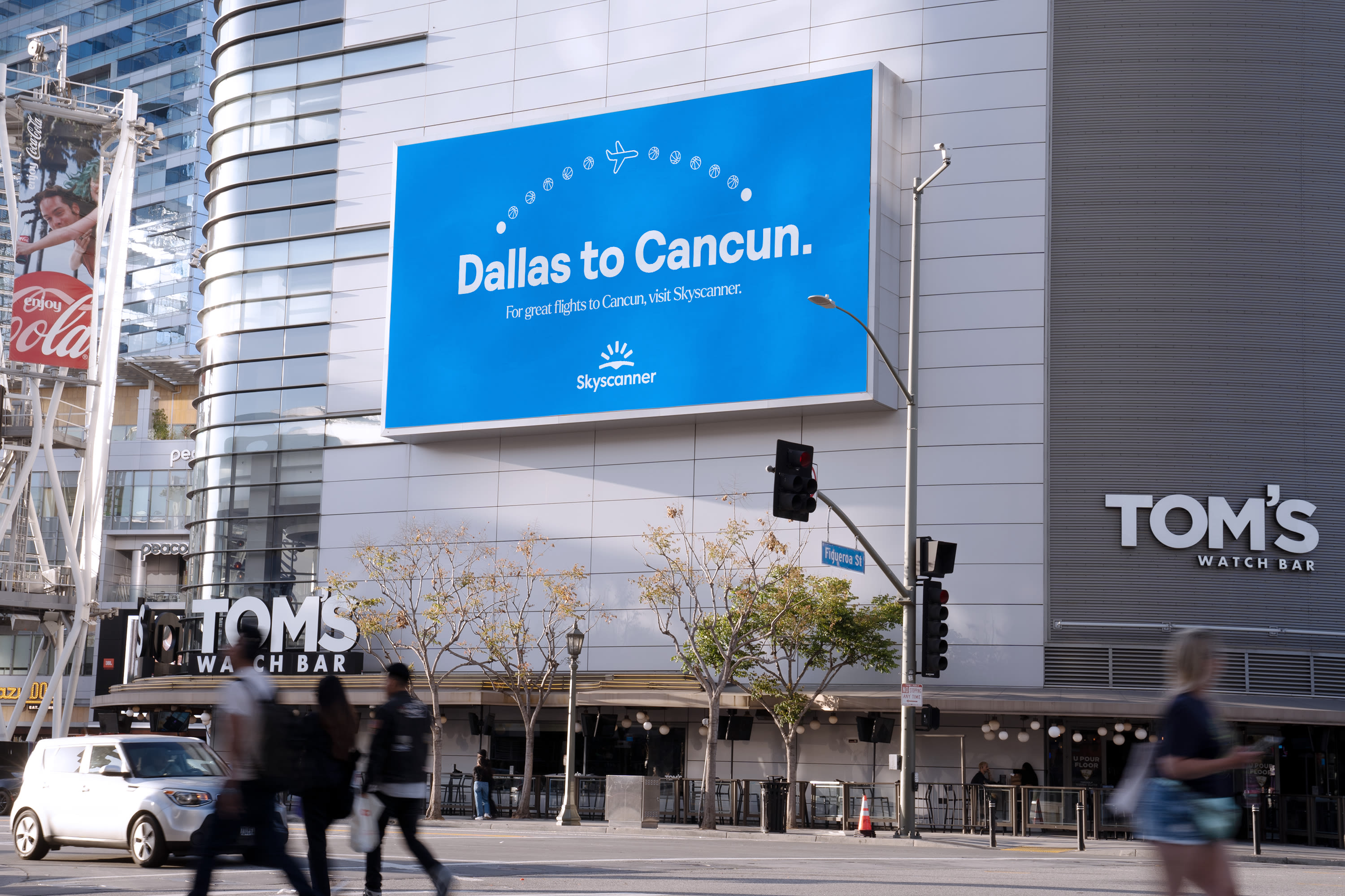 Is Clippers' series over? 'Dallas to Cancun' ad near Crypto.com Arena trolls Mavericks