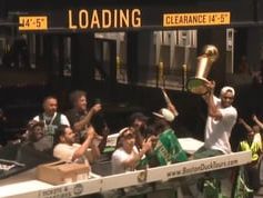 Live updates: And...They’re off! Celtics celebrating Banner 18 with duck boat parade in Boston