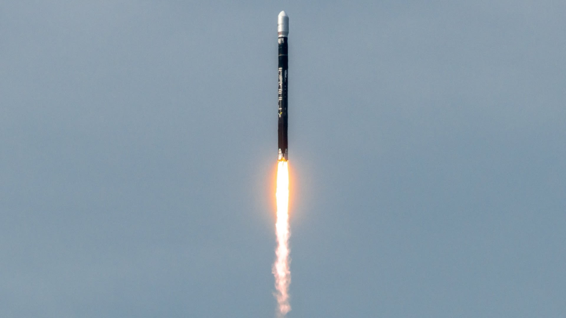 Watch Firefly Aerospace launch 8 cubesats to orbit tonight after scrub