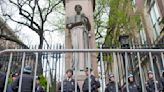 Universidad de Columbia amenaza con expulsar a estudiantes que participaron en la marcha propalestina