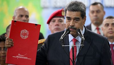 Maduro interpone un recurso ante el Tribunal Supremo de Justicia para que certifique los resultados